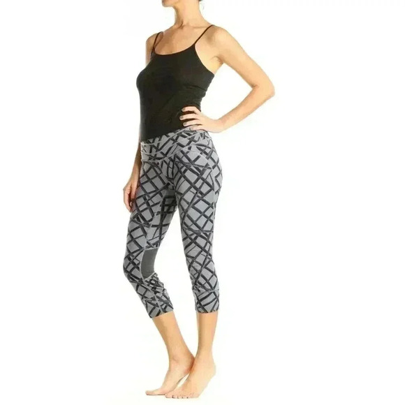 *Athleta Splash Relay Cropped Bamboo Print Gray Size S - Picture 2 of 12
